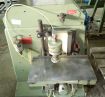Masina de gaurit si scobit, cu avans pneumatic