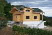 CASE PE STRUCTURA DE LEMN SI CABANE